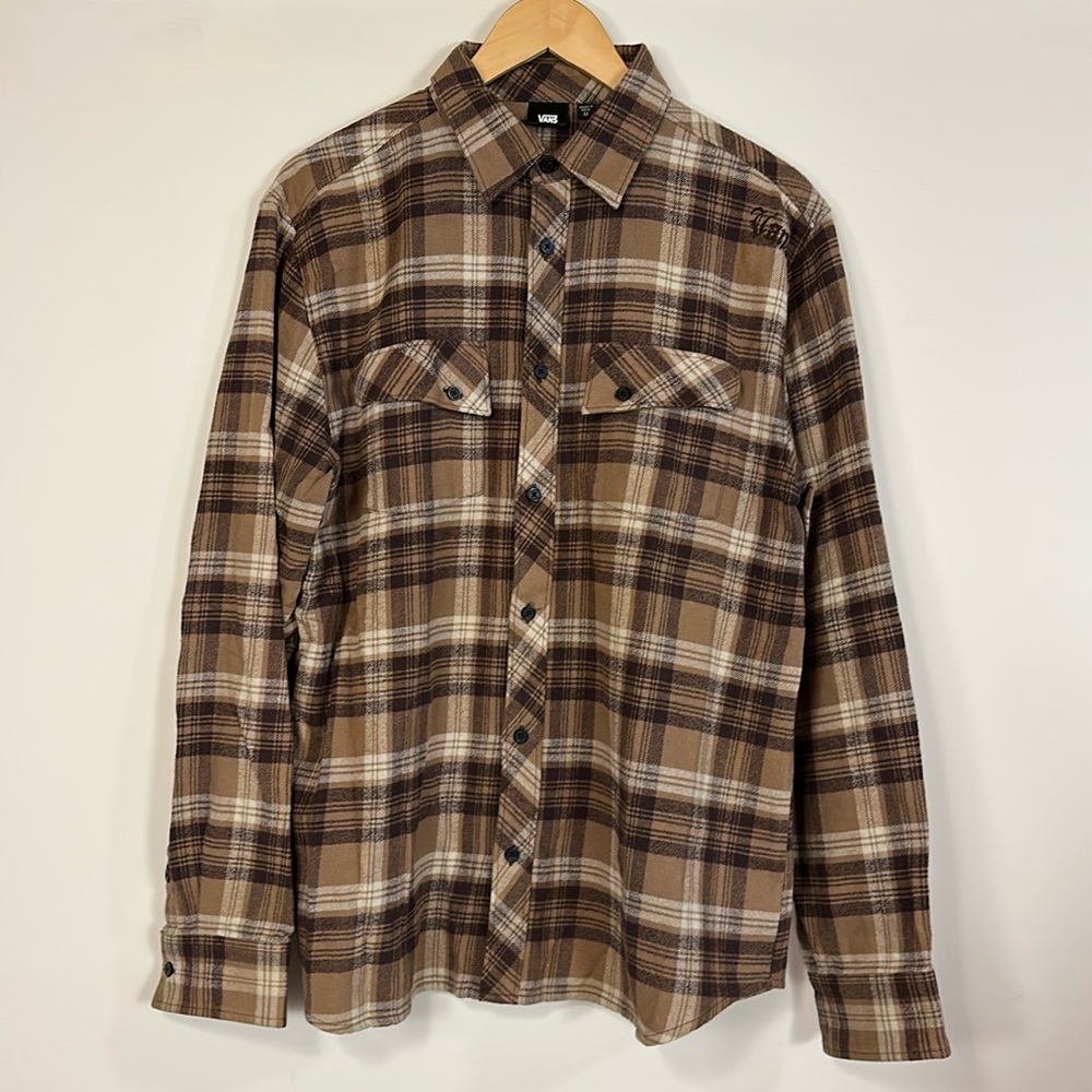 Vans Off The Wall Mens Lot of 5 Plaid Flannels Sweatshirt Button Down M L XL